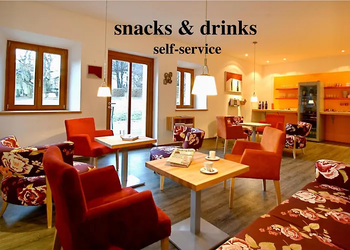 فندق Spiele- Und Buchhotel Tschitscher