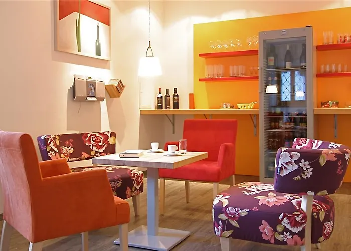 Spiele- Und Buchhotel Tschitscher Nikolsdorf