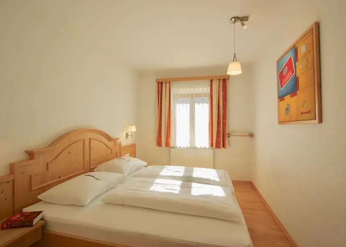 فندق Spiele- Und Buchhotel Tschitscher 3*