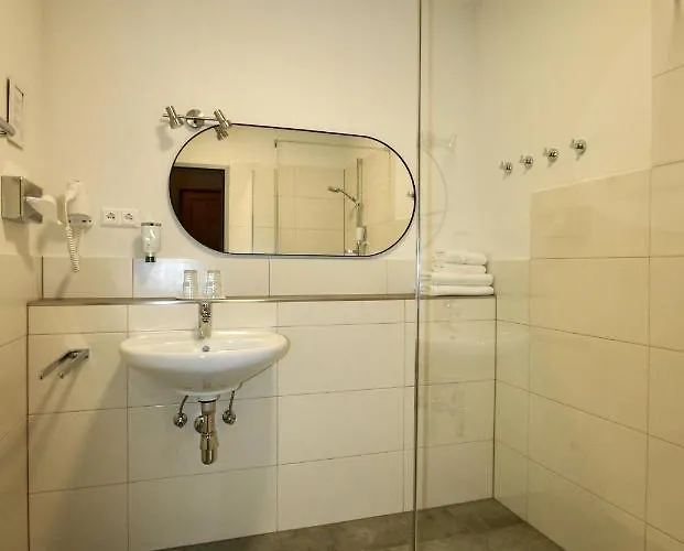 Spiele- Und Buchhotel Tschitscher 3* Nikolsdorf