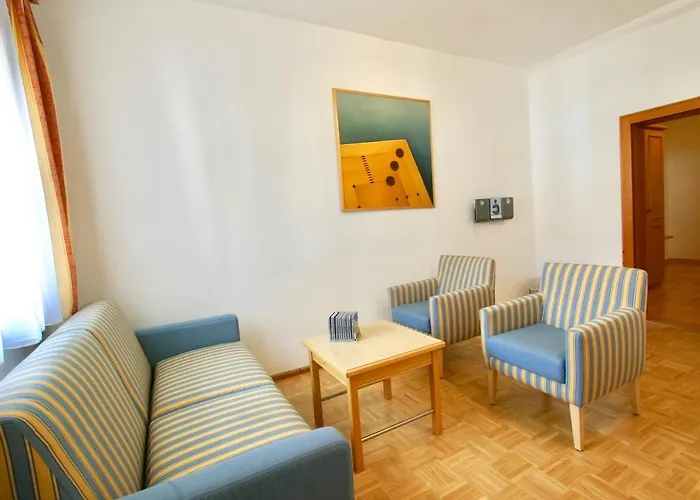 Hotel Spiele- Und Buchhotel Tschitscher